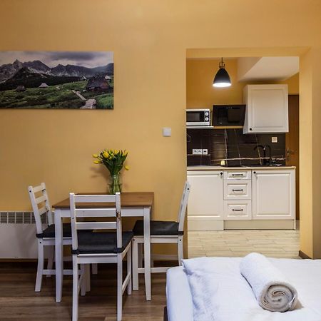 Udanypobyt Apartamenty Przy Dolinach A I B Koscielisko Bagian luar foto