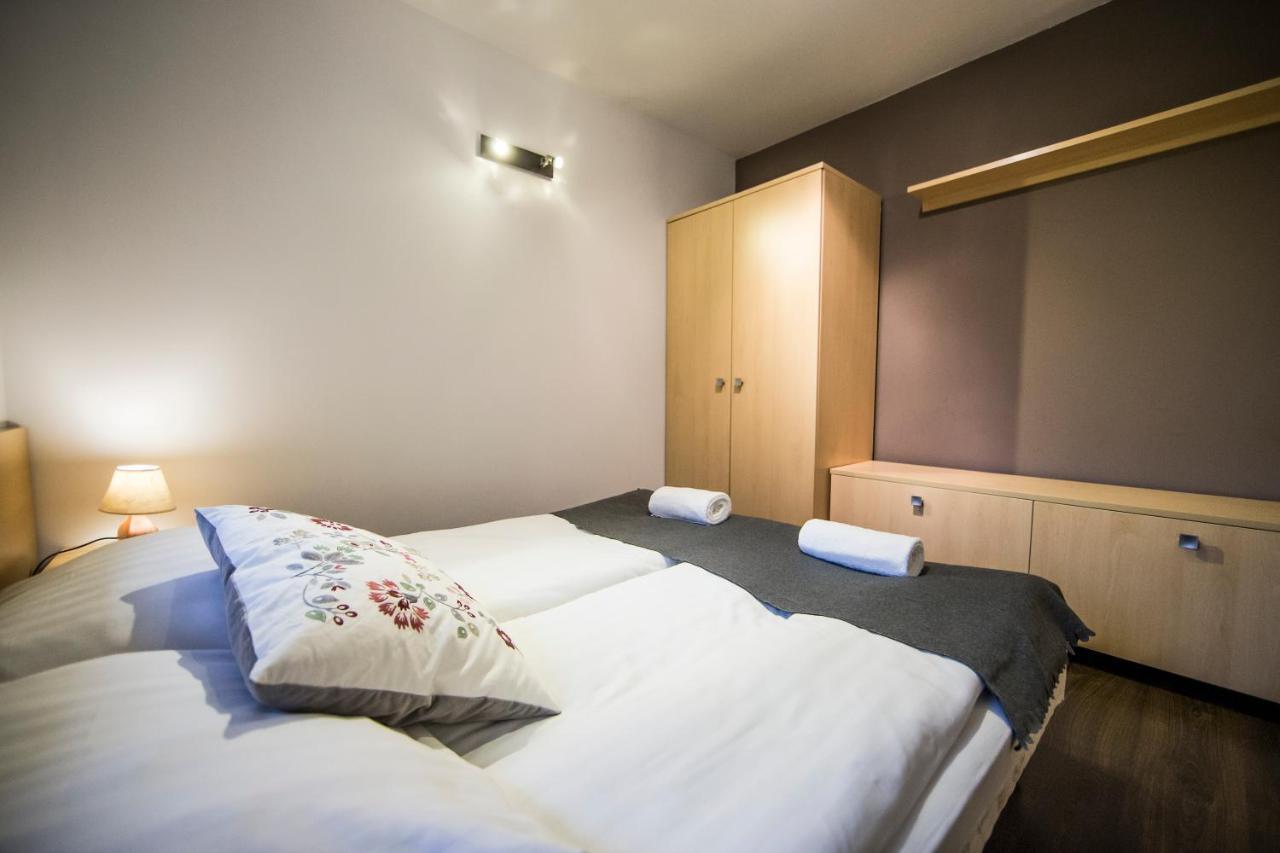 Udanypobyt Apartamenty Przy Dolinach A I B Koscielisko Bagian luar foto