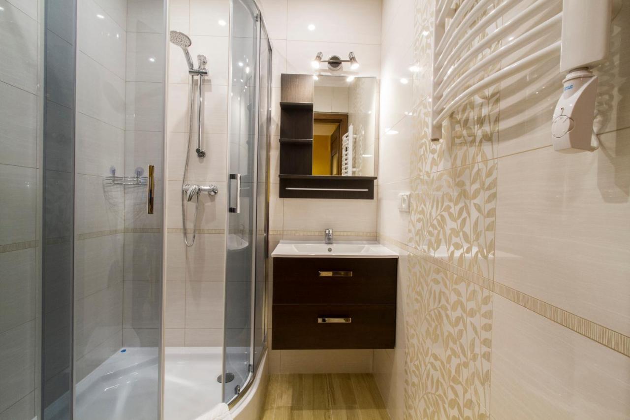 Udanypobyt Apartamenty Przy Dolinach A I B Koscielisko Bagian luar foto